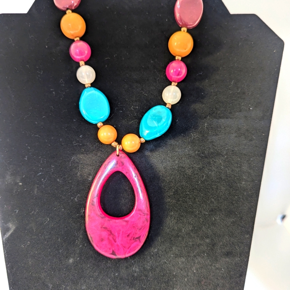 Vibrant Multicolor Necklace with Pink Pendant